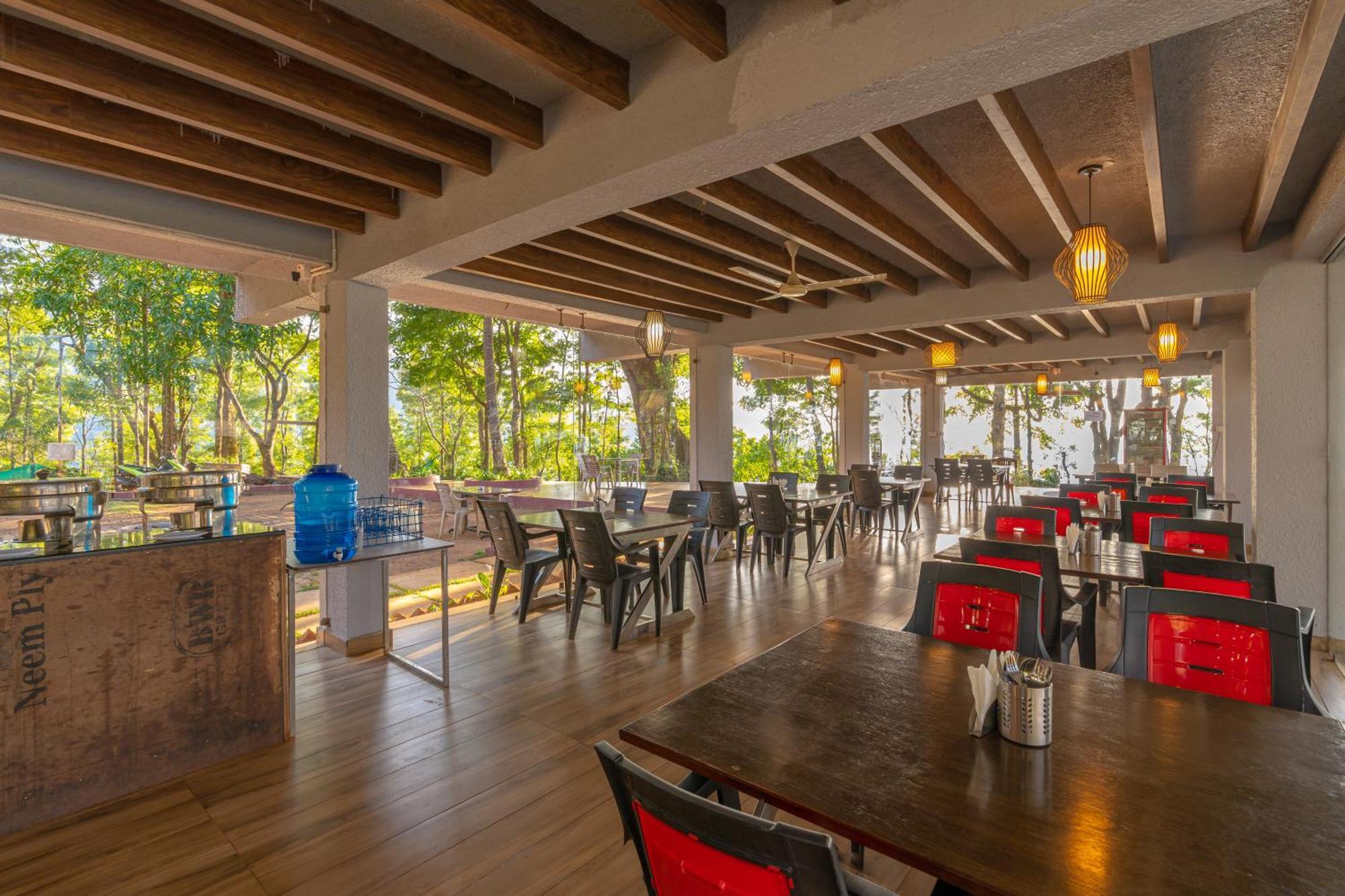 Q Swarga Retreat Hotel Attigundi ภายนอก รูปภาพ