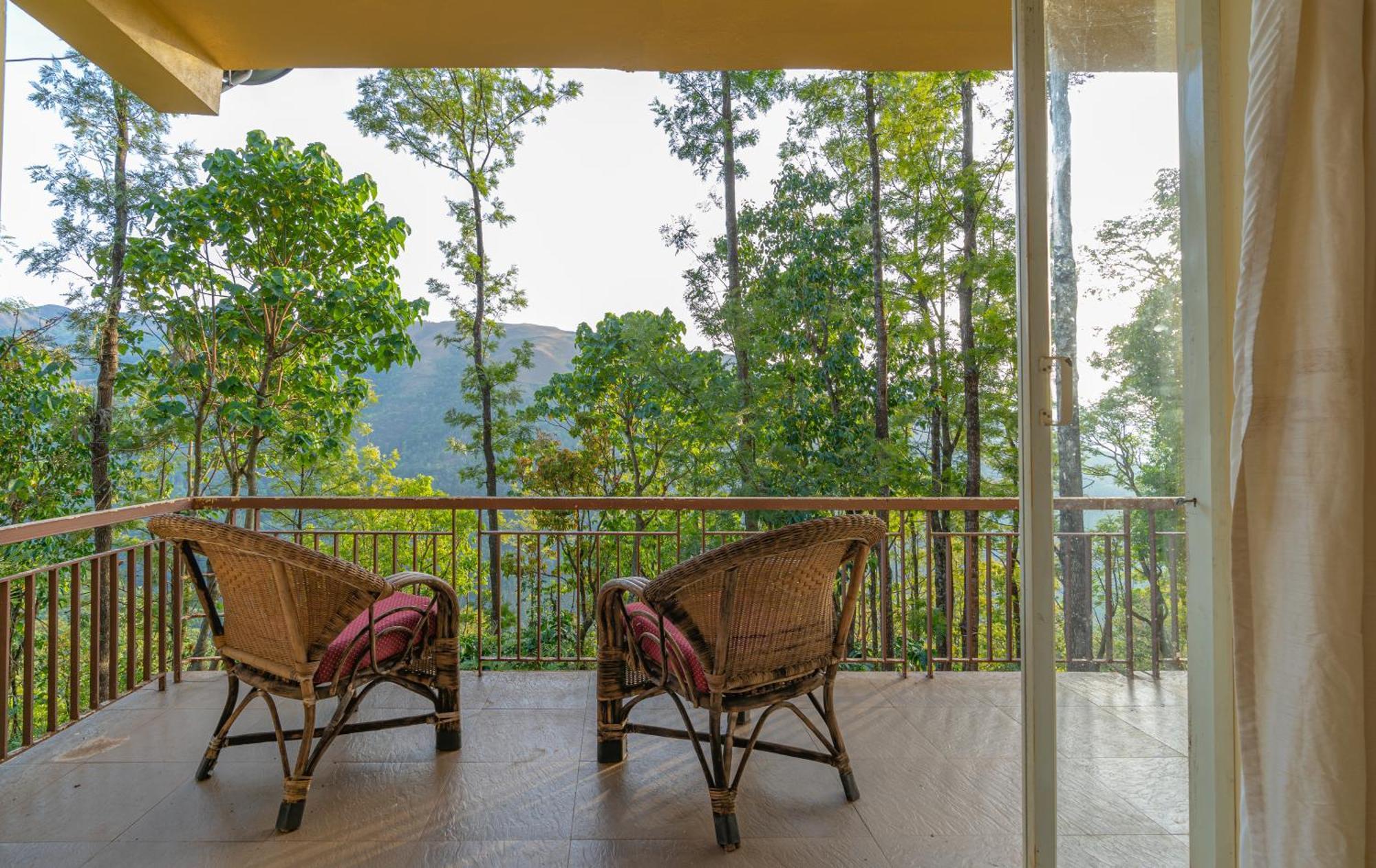 Q Swarga Retreat Hotel Attigundi ภายนอก รูปภาพ