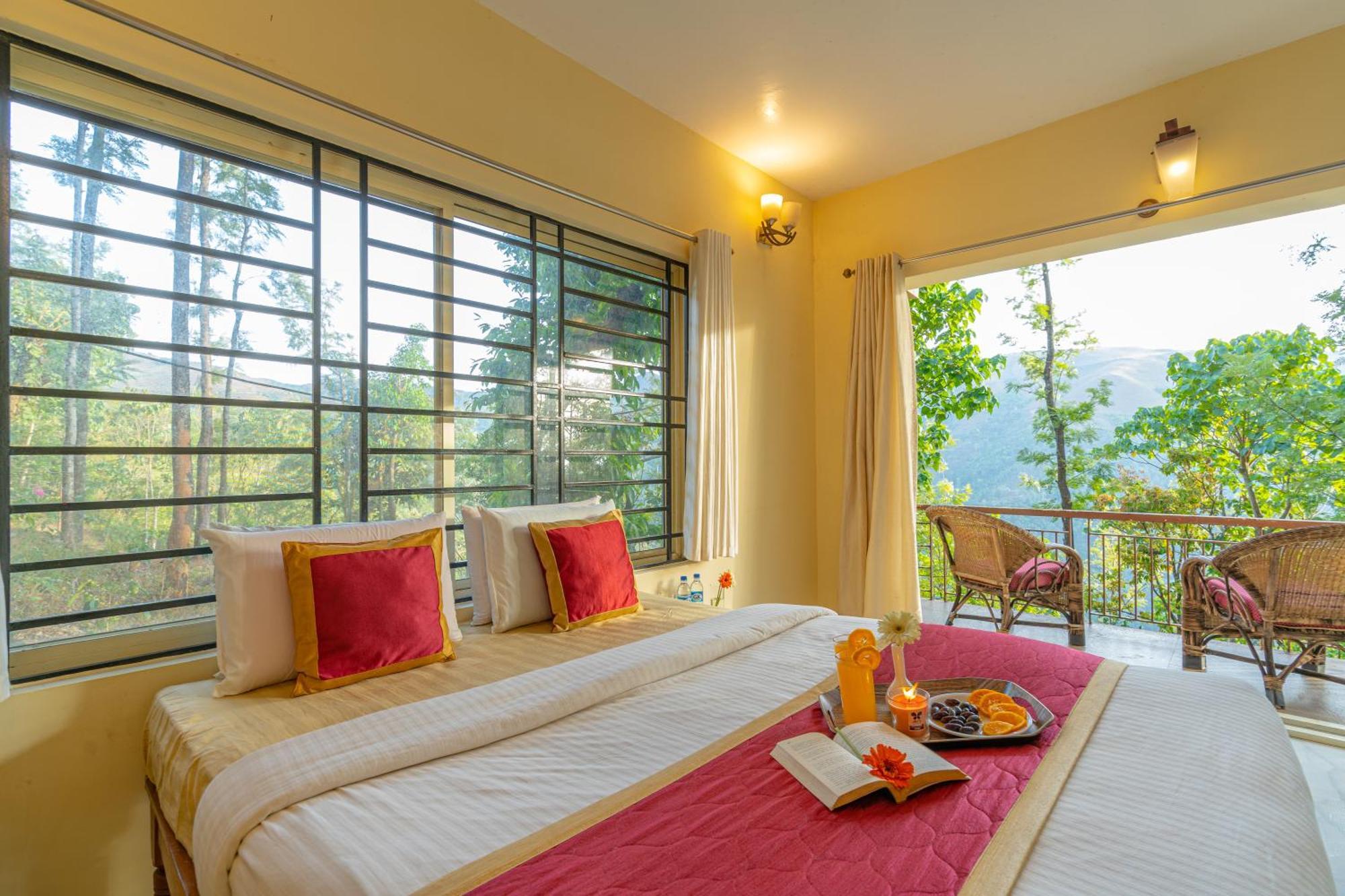 Q Swarga Retreat Hotel Attigundi ภายนอก รูปภาพ
