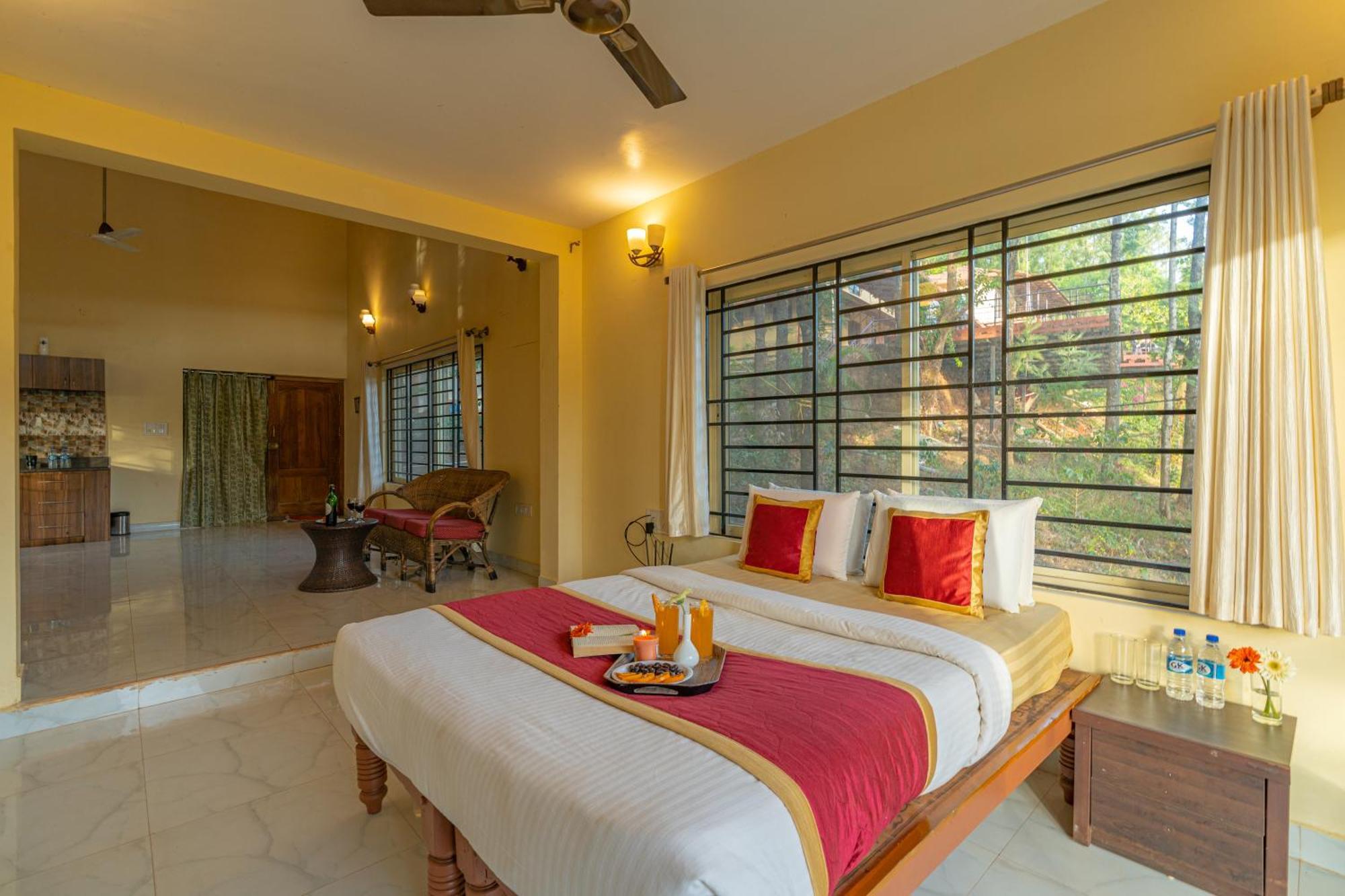 Q Swarga Retreat Hotel Attigundi ภายนอก รูปภาพ